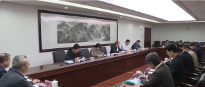 ���ר�����Ⱥ�����߲���֮��͸������⼯�����ι����������ٿ��������Ȼ�